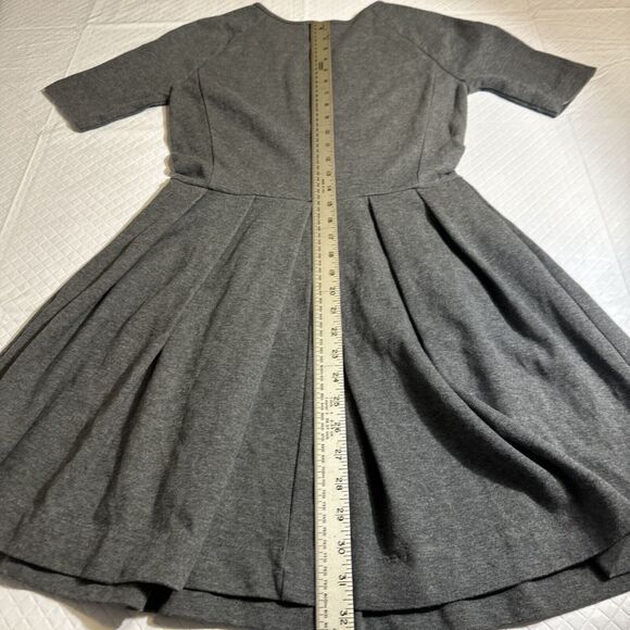 Ladies EUC Gap Fit & Flare Gray Dress pullover short‎ sleeve - casual size XS - Picture 8 of 9